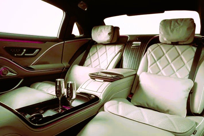 Mercedes-Maybach VIP Chauffeur Services in Toronto Toronto Maybach VIP Limo